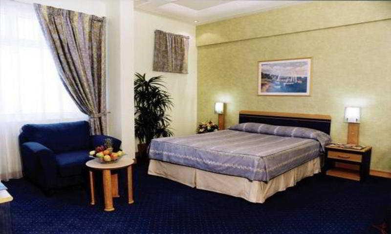 E5 Apartments Manama Phòng bức ảnh