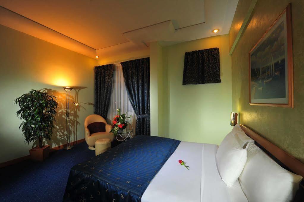 E5 Apartments Manama Ngoại thất bức ảnh